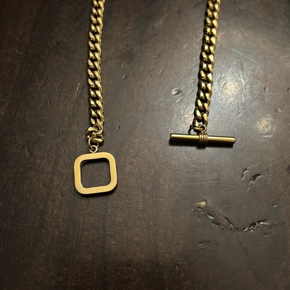 Beautiful toggle necklace- NWOT - tarnish free. - Picture 5 of 8